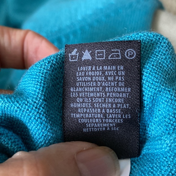 Unlisted Kenneth Cole men’s V-neck turquoise blue lightweight sweater! Size XL - Picture 10 of 12